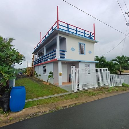 Rooster Run Glamping Camping Has Rooftop And Off The Ground Glamping Experience For 1 To 16 In A Single Tent And Views Of The Rain Forrest And To Culebra Across The Atlantic Ocean W Tents, Linens, Deluxe Air Beds, Warm Shower And More At A Great Pric Вьекес Экстерьер фото