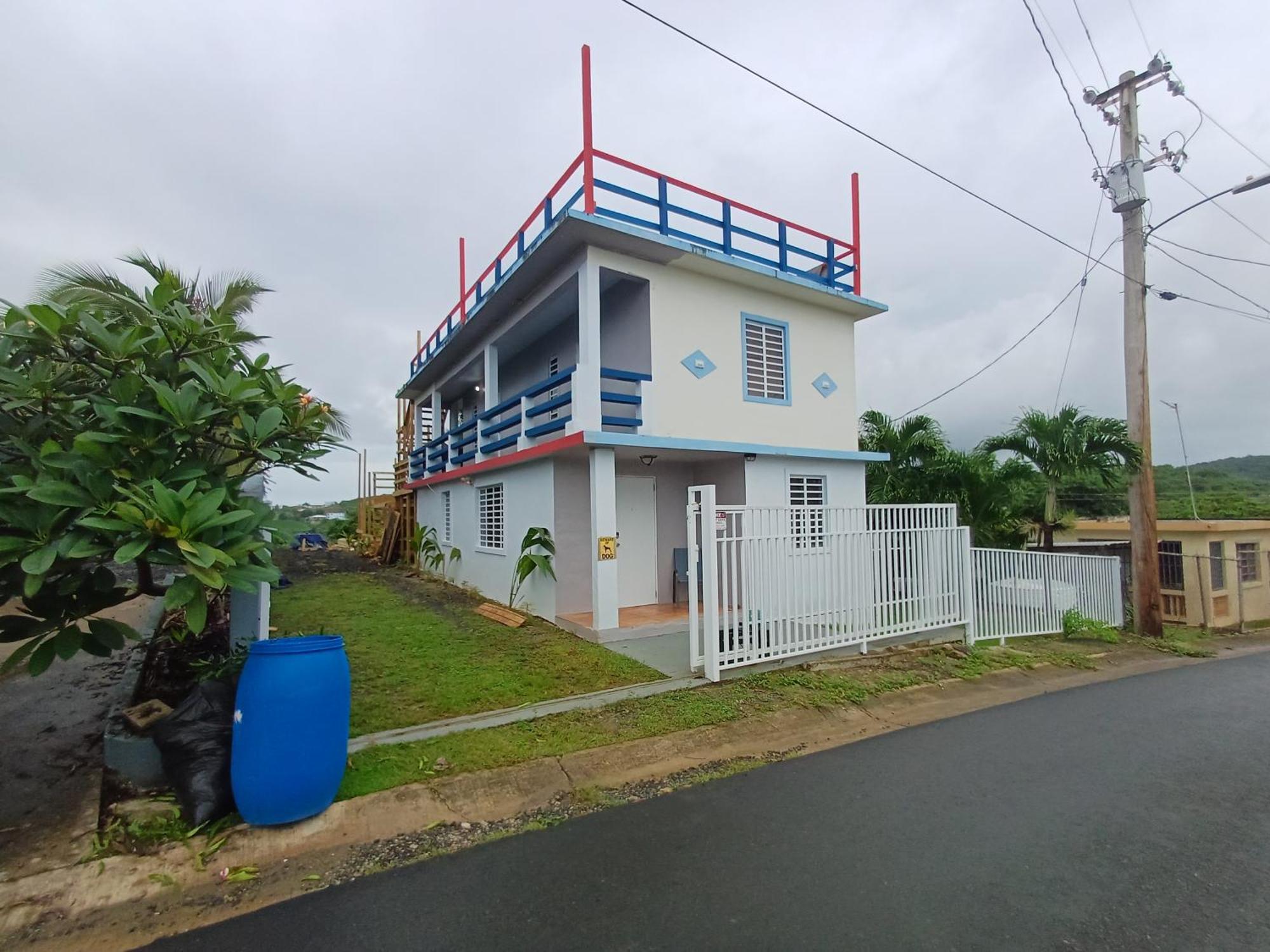 Rooster Run Glamping Camping Has Rooftop And Off The Ground Glamping Experience For 1 To 16 In A Single Tent And Views Of The Rain Forrest And To Culebra Across The Atlantic Ocean W Tents, Linens, Deluxe Air Beds, Warm Shower And More At A Great Pric Вьекес Экстерьер фото
